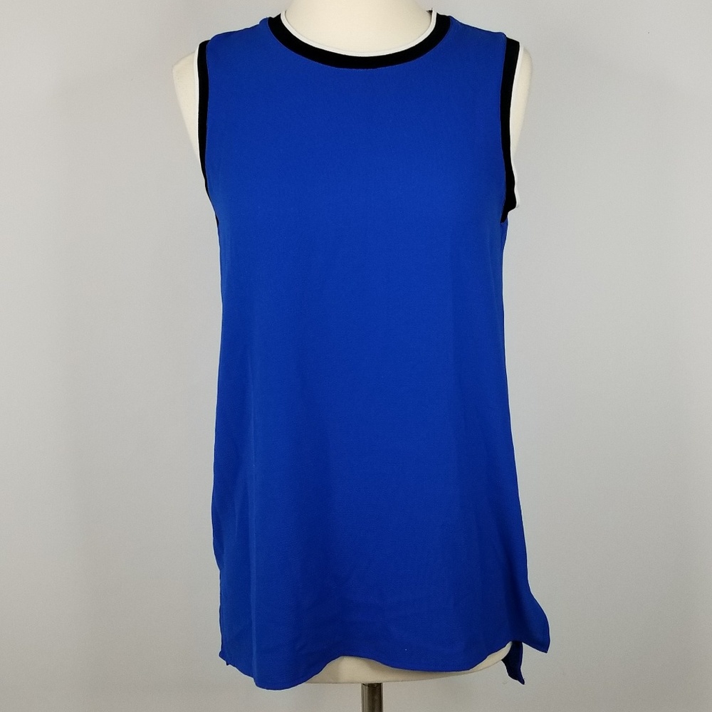 🆕️ Blue Vince Camuto Sleeveless Top